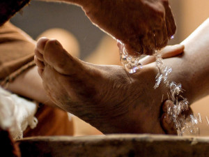 FB_Jesus_Washes_Feet_PDF-1